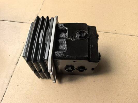 SK260-8 Foot Pedal Valve Assembly  Crawler Excavator Use  Travel Pilot Control Valve