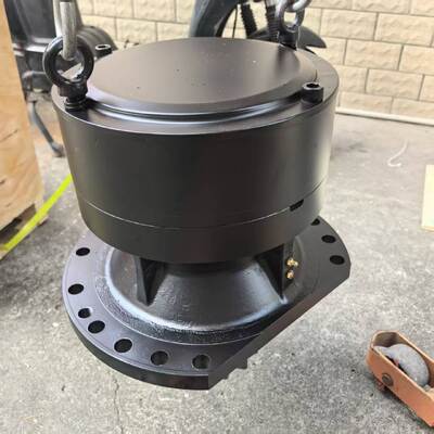 Kobelco SK200-8 Excavator Swing Gearbox YN15V00035F1 Slewing Reduction Unit